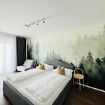Aparthotel Apstay Eggenberg I Self Check-in I Breakfast I Parking 4*