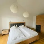 Aparthotel Apstay Eggenberg I Self Check-in I Breakfast I Parking Graz