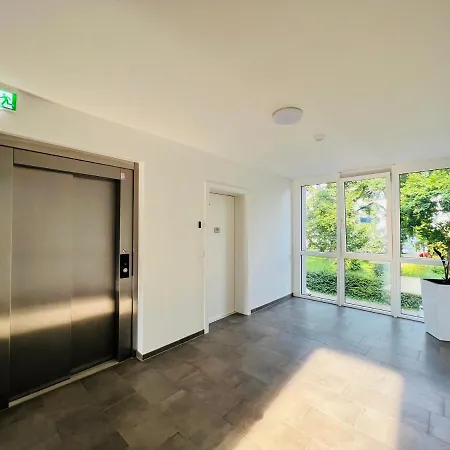 Apstay Eggenberg I Self Check-in I Parking Option Aparthotel *