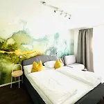 Apstay Eggenberg I Self Check-in I Breakfast I Parking Грац