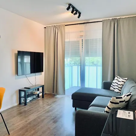 Aparthotel Apstay Eggenberg I Self Check-in I Parking 4*
