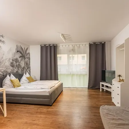 Apstay Eggenberg I Self Check-in I Parking I Breakfast Box 4*
