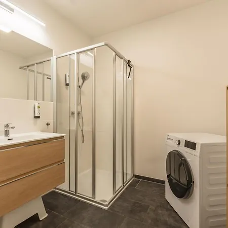 Apstay Eggenberg I Self Check-in I Breakfast I Parking 4* Graz