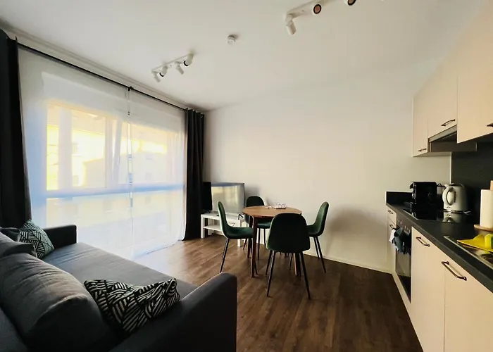 Apstay Eggenberg I Self Check-in I Parking Option 4* Graz